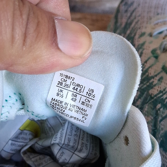 ASICS Mens's Noosa Tri White and Aqua Athletic Shoes - Picture 14 of 14